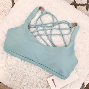 Lululemon Free To Be Bra Wild